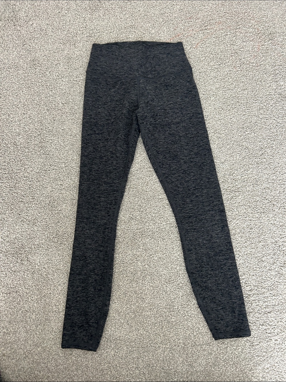 ALO Yoga Women's High-Rise Heathered Leggings in Charcoal